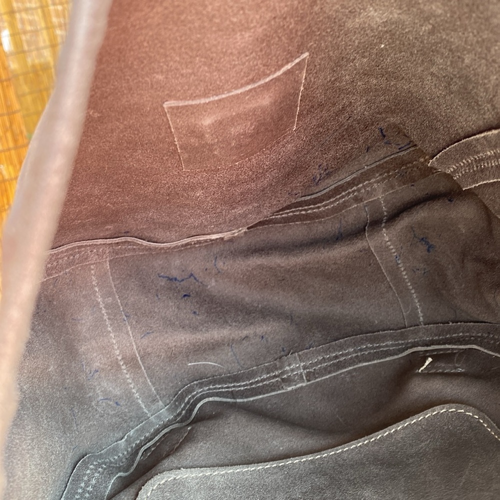 Leather ROOTS backpack w/pouch - Picture 12 of 12